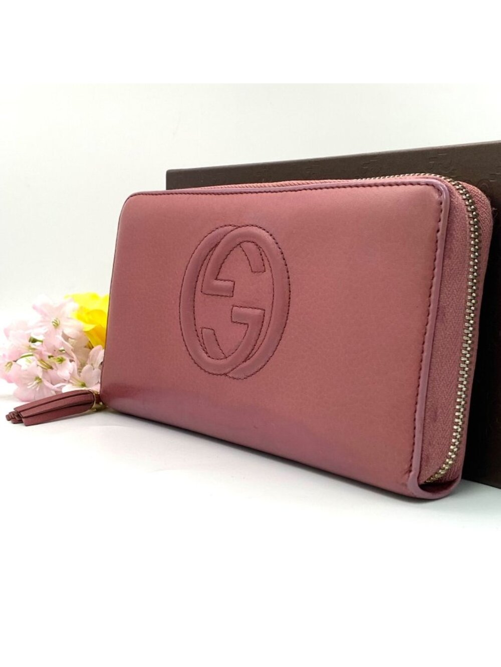 Gucci Wallet GG Marmont Leather Pink Round